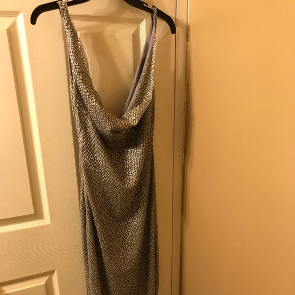 Cowl neck maxi dress - Picture 4 of 4